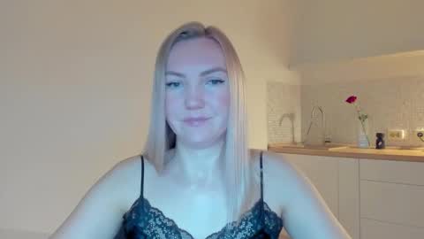 rock__baby online show from November 23, 2025, 4:12 am