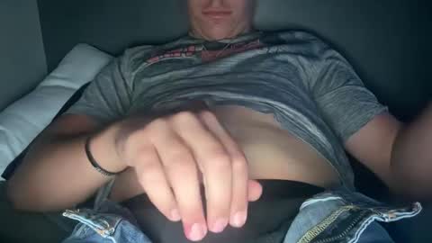 rocksta678914 online show from September 8, 2025, 6:40 pm