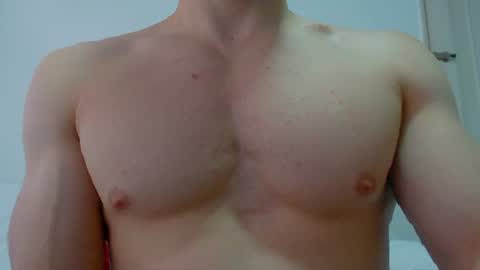 Snapshot of rocky_muscle chatting on July 15, 2026, 5:07 pm rocky muscle online show from July 15, 2026, 5:07 pm