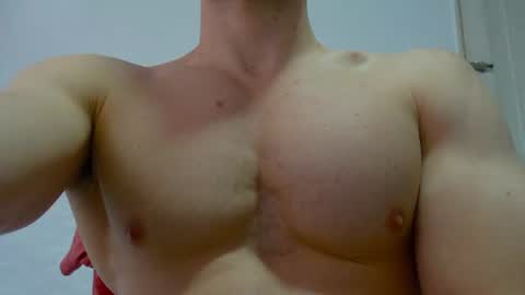 Snapshot of rocky_muscle chatting on July 21, 2026, 5:15 pm rocky muscle online show from July 21, 2026, 5:15 pm