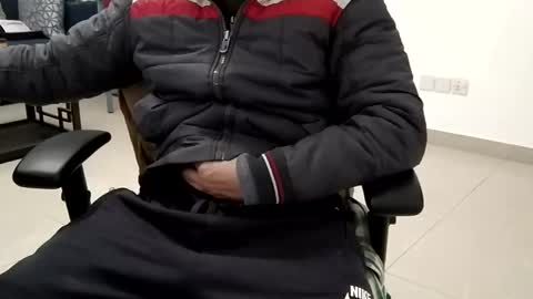 Snapshot of rockysam090 chatting on January 27, 2025, 12:54 am rockysam090 online show from January 27, 2025, 12:54 am