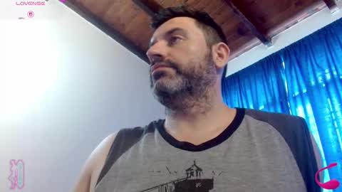 Snapshot of rodher81 chatting on April 26, 2026, 12:14 pm Rod online show from April 26, 2026, 12:14 pm