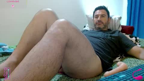 Snapshot of rodher81 chatting on May 27, 2026, 4:31 am Rod online show from May 27, 2026, 4:31 am
