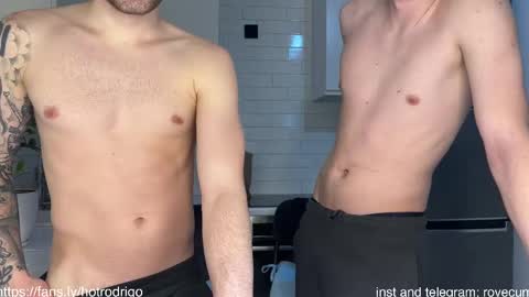 Rodrigo online show from March 5, 2025, 10:32 pm