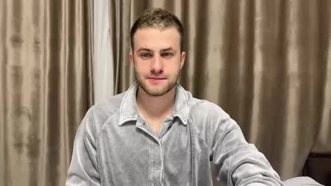 Rodrigo online show from September 14, 2025, 6:18 pm