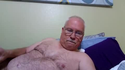 rodstud641 online show from November 6, 2025, 10:10 pm