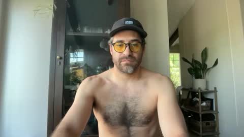 Snapshot of rogersterling11 chatting on June 4, 2026, 7:47 am Roger Sterling online show from June 4, 2026, 7:47 am