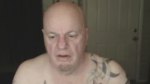 roinaz online show from February 12, 2025, 8:18 pm