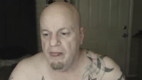 roinaz online show from March 3, 2025, 1:53 am