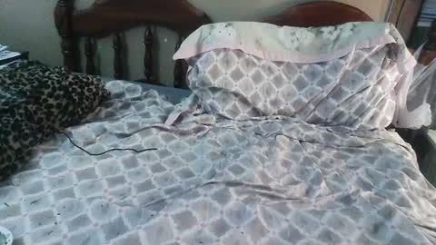 Rosie Rios online show from February 9, 2025, 1:00 am