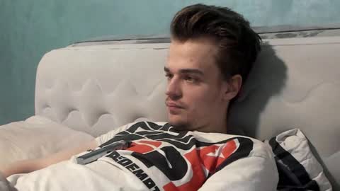 taylor fox online show from January 13, 2026, 7:08 pm