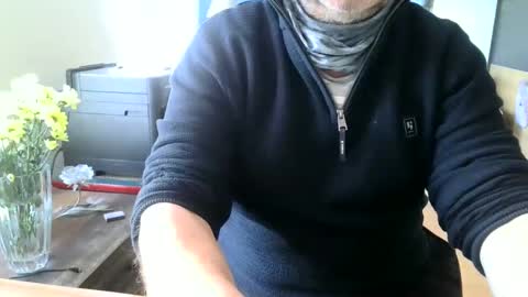 rolandloser1000 online show from February 24, 2025, 8:27 am