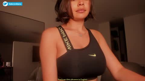 Snapshot of roldansvalery chatting on May 14, 2026, 2:07 am Valery Roldans online show from May 14, 2026, 2:07 am