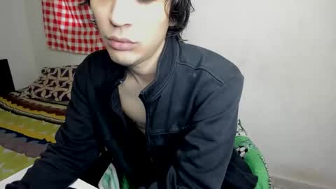 rolling_05 online show from May 25, 2026, 7:09 pm