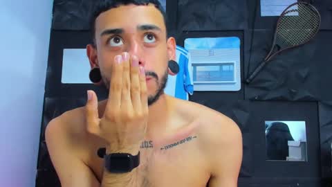 Snapshot of rolo_martinez chatting on September 16, 2025, 1:28 am rolo martinez online show from September 16, 2025, 1:28 am