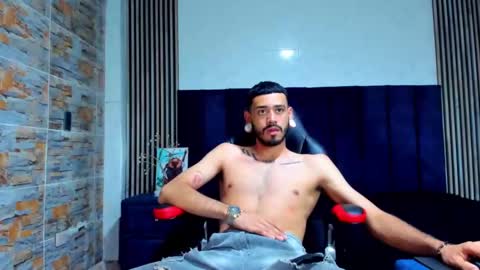 Snapshot of rolo_martinez chatting on October 27, 2025, 8:02 pm rolo martinez online show from October 27, 2025, 8:02 pm