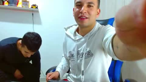 rolos_hot32 online show from September 25, 2025, 1:20 am