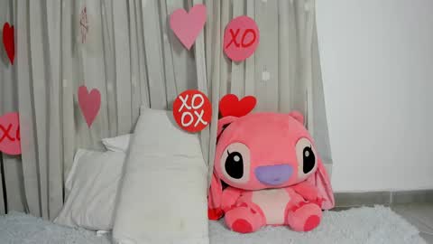 Marcela online show from February 23, 2025, 7:07 pm