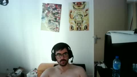 romainb72 online show from June 15, 2026, 5:42 am