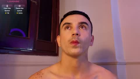   online show from October 31, 2025, 1:01 pm