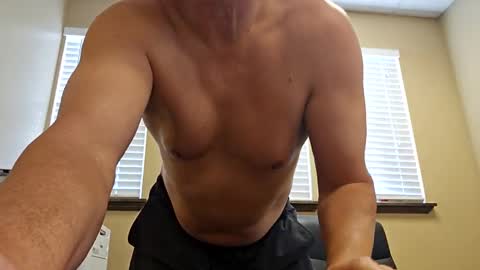 romanteeks online show from March 8, 2025, 10:45 pm