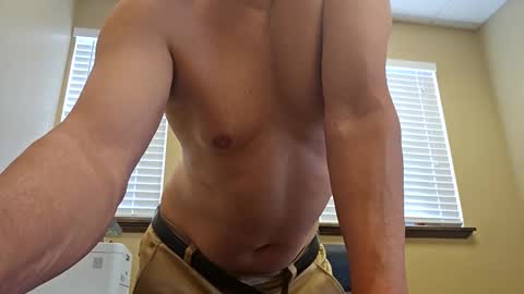 romanteeks online show from March 11, 2025, 10:31 pm