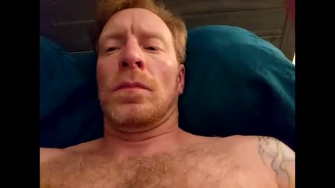 romeo8569 online show from May 6, 2026, 3:24 am
