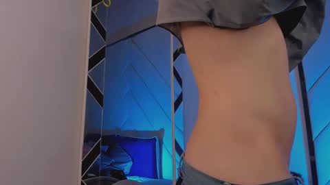 Romeo Ricci online show from January 13, 2025, 3:45 am