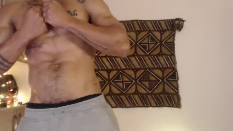 Snapshot of romeocolin_ chatting on April 21, 2026, 6:31 am R O M E O online show from April 21, 2026, 6:31 am