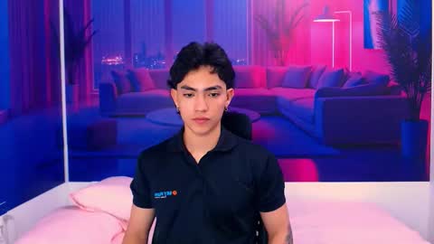 Romeo online show from October 14, 2025, 9:15 pm