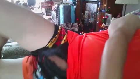 Snapshot of romeomustcum2016 chatting on December 7, 2024, 5:59 am Trinked online show from December 7, 2024, 5:59 am