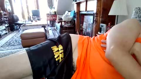 Snapshot of romeomustcum2016 chatting on February 2, 2025, 3:32 am Trinked online show from February 2, 2025, 3:32 am