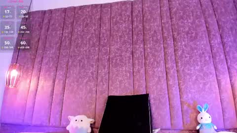 Snapshot of rominareyes chatting on July 31, 2026, 5:29 am Romina online show from July 31, 2026, 5:29 am