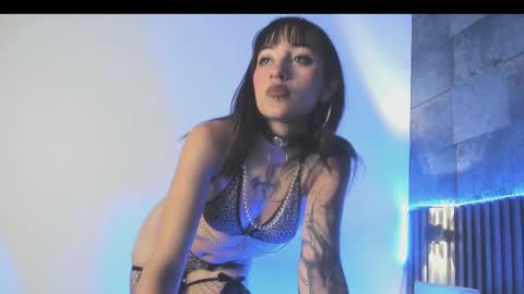 Rominna online show from March 12, 2025, 11:54 pm