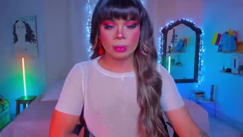 Romi Rouse online show from October 8, 2025, 4:32 am