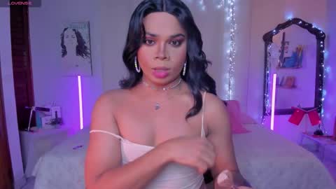 Romi Rouse online show from January 7, 2026, 2:14 am