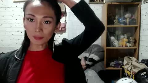 ronababe online show from February 7, 2025, 7:27 pm