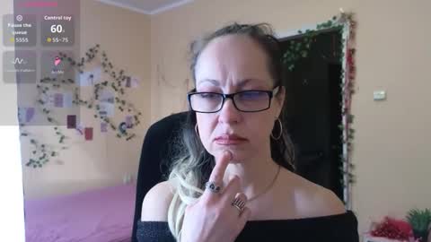 ronda_roni online show from January 16, 2026, 6:06 am