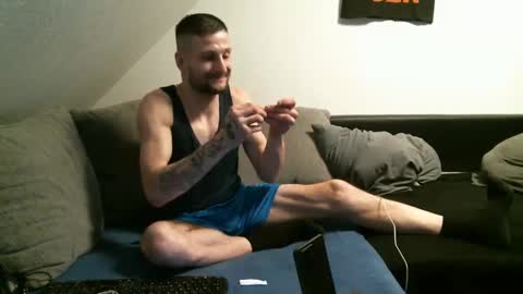 Snapshot of ronnypotti34 chatting on March 1, 2025, 2:15 am Ronny Potthoff online show from March 1, 2025, 2:15 am