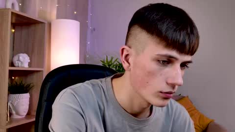 Snapshot of rony_winston chatting on February 9, 2026, 7:40 pm Rony online show from February 9, 2026, 7:40 pm