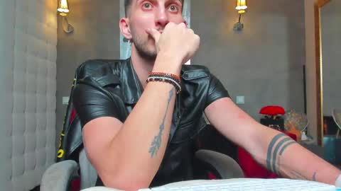 onlyfans-   online show from February 12, 2025, 10:37 pm