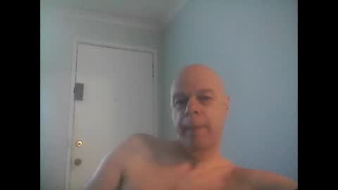 Snapshot of rooboy55 chatting on June 8, 2026, 3:18 am rooboy55 online show from June 8, 2026, 3:18 am