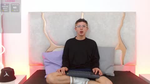  rooy  online show from November 2, 2025, 3:42 am