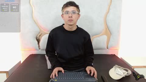  rooy  online show from November 4, 2025, 3:05 am