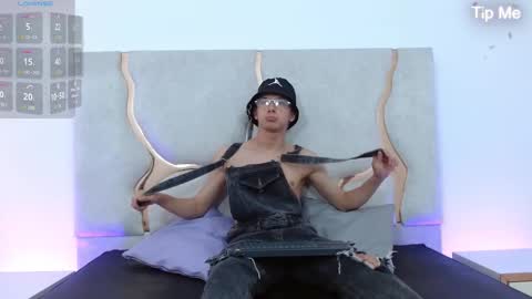  rooy  online show from November 5, 2025, 3:06 am