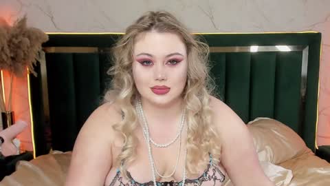 Chloe online show from January 22, 2025, 12:38 am