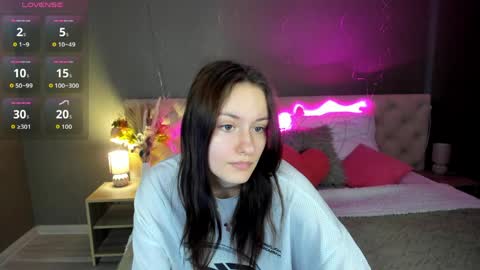 Viola online show from April 5, 2026, 9:17 am