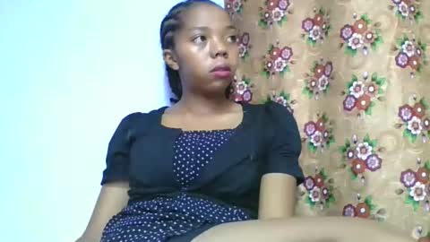 rosah225127 online show from April 26, 2026, 3:53 pm