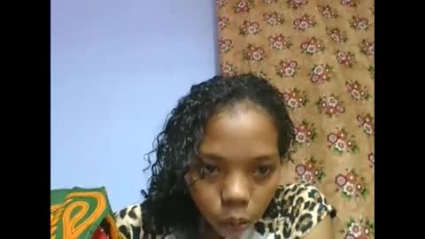 rosah225127 online show from May 11, 2026, 2:45 pm