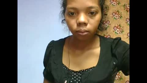 rosah225127 online show from May 28, 2026, 6:38 pm